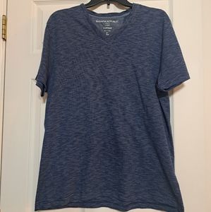Banana  Republic Tee